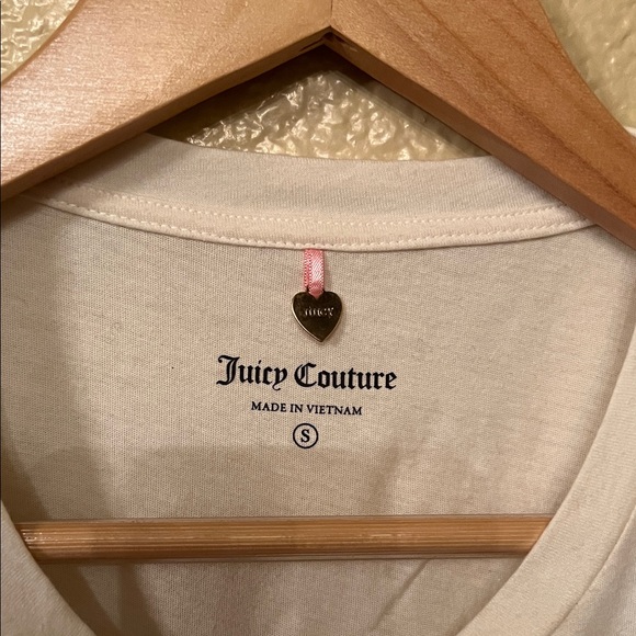 Juicy Couture Cream Graphic Tee - Picture 4 of 4